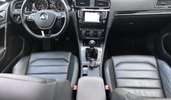 VW Golf 1.6TDI105 Carat CUIR/GPS/TOIT/XENON/17″ complet