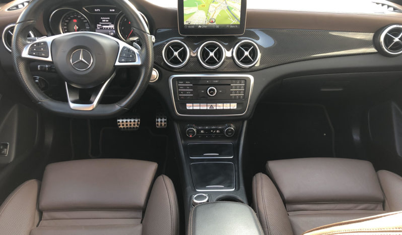 Mercedes-Benz CLA 220 Fascination AMG 7G-DCT FULL TOIT/GPS/CUIR/FULL LED/CAMERA/18″ complet