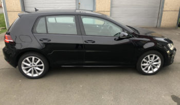 VW GOLF 1.6 TDI 110 CARAT GPS/XENON/SEMI-CUIR/KEYLESS GO/LED/ACC/18″ complet