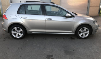 VW Golf 1.6 TDI 105 CARAT SEMI-CUIR/GPS/TOIT/ACC/PARK ASSIST/16″ complet