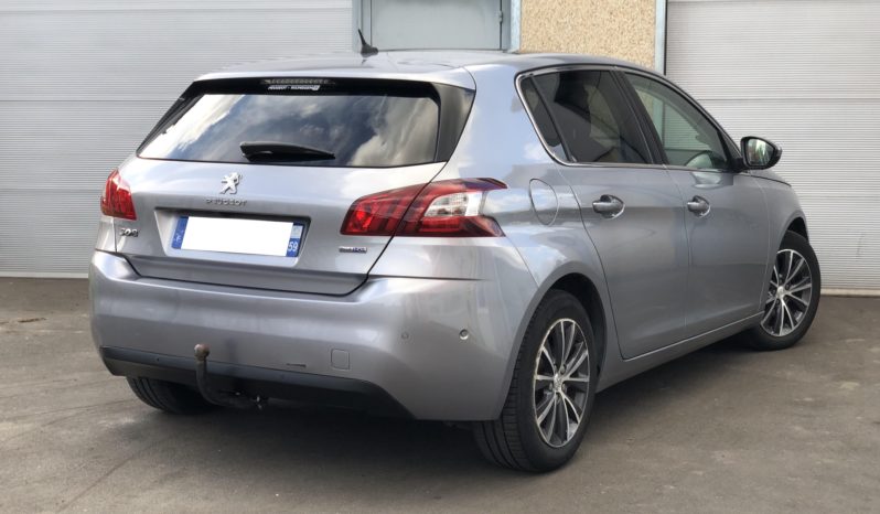 Peugeot 308 1.6 BlueHDI 120 FELINE FULL TOIT/FULL LED/CUIR/GPS/CAMERA/DENON/PARK ASSIST/16″ complet