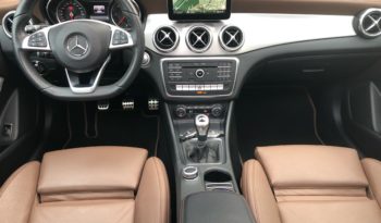 Mercedes-Benz GLA 180 d Fascination AMG FULL TOIT/GPS/CUIR/FULL LED/CAMERA/19″ complet