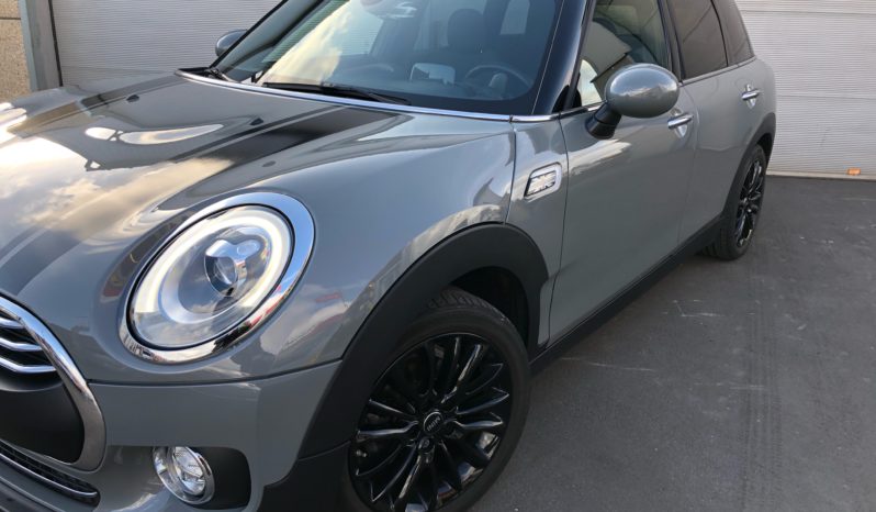 Mini Clubman One D 116ch Hyde Park FULL TOIT/XENON/SEMI-CUIR/GPS/TETE HAUTE/17″ complet