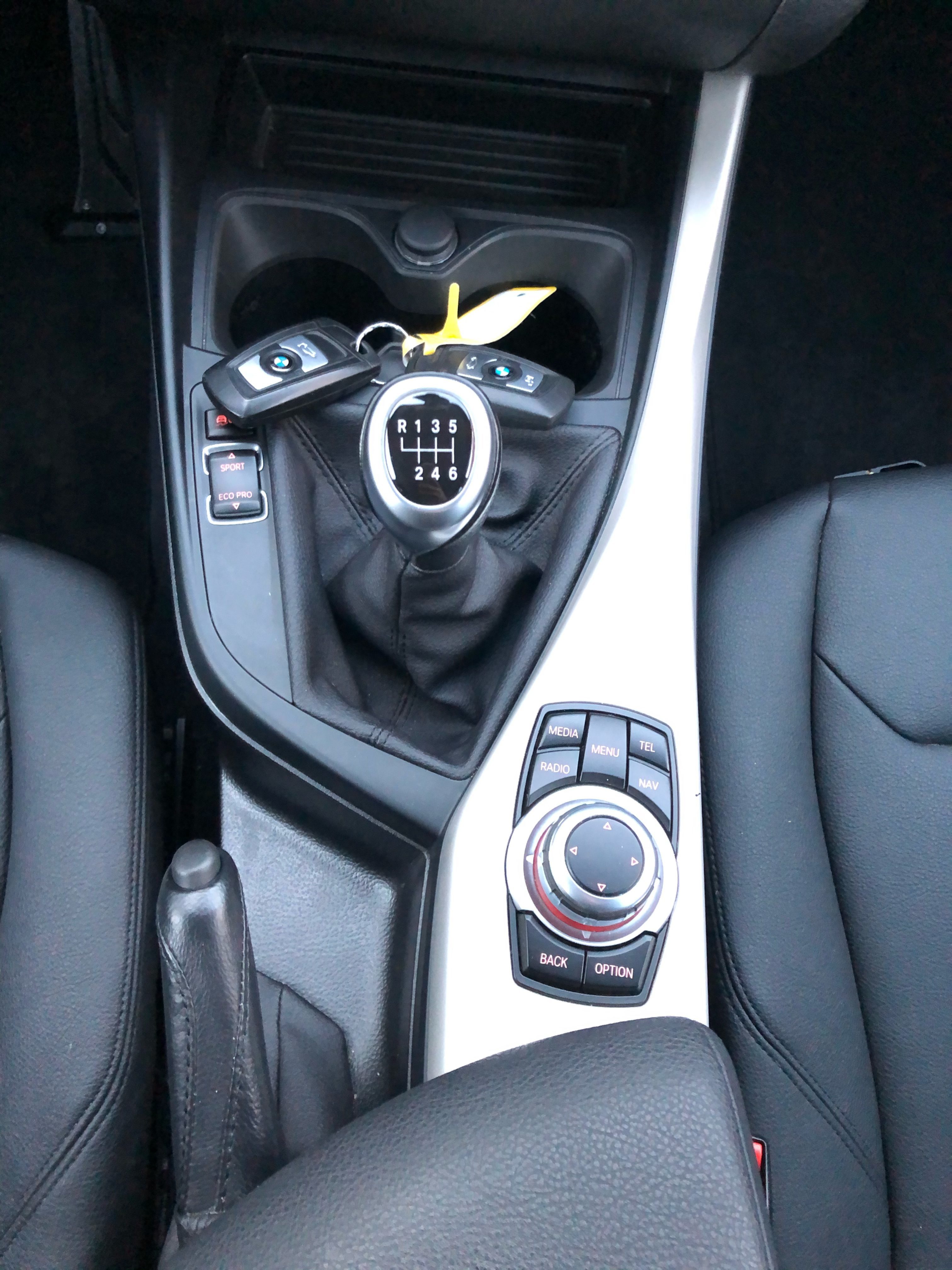 BMW 116 d REGUL GPS PDC LED 1° MAIN Noir d'occasion, moteur Diesel et boite  Manuelle, 46.200 Km - 20.480 €