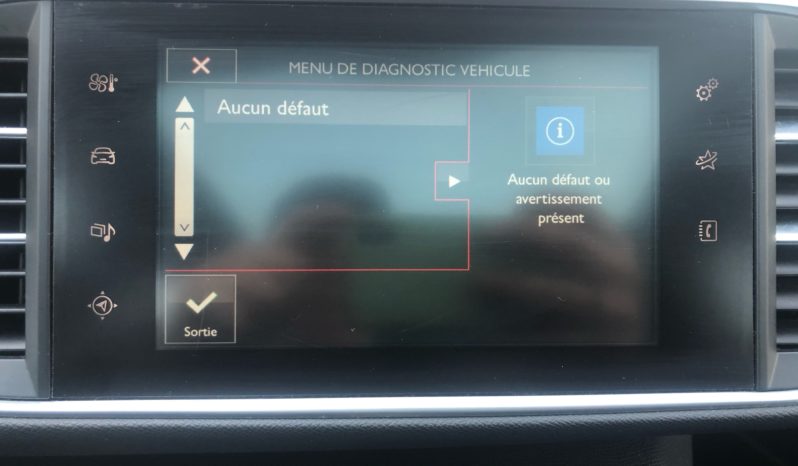 Peugeot 308 1.6 HDI 120 GT Line FULL TOIT/FULL LED/GPS/SEMI-CUIR/CAMERA/DENON/17″ complet